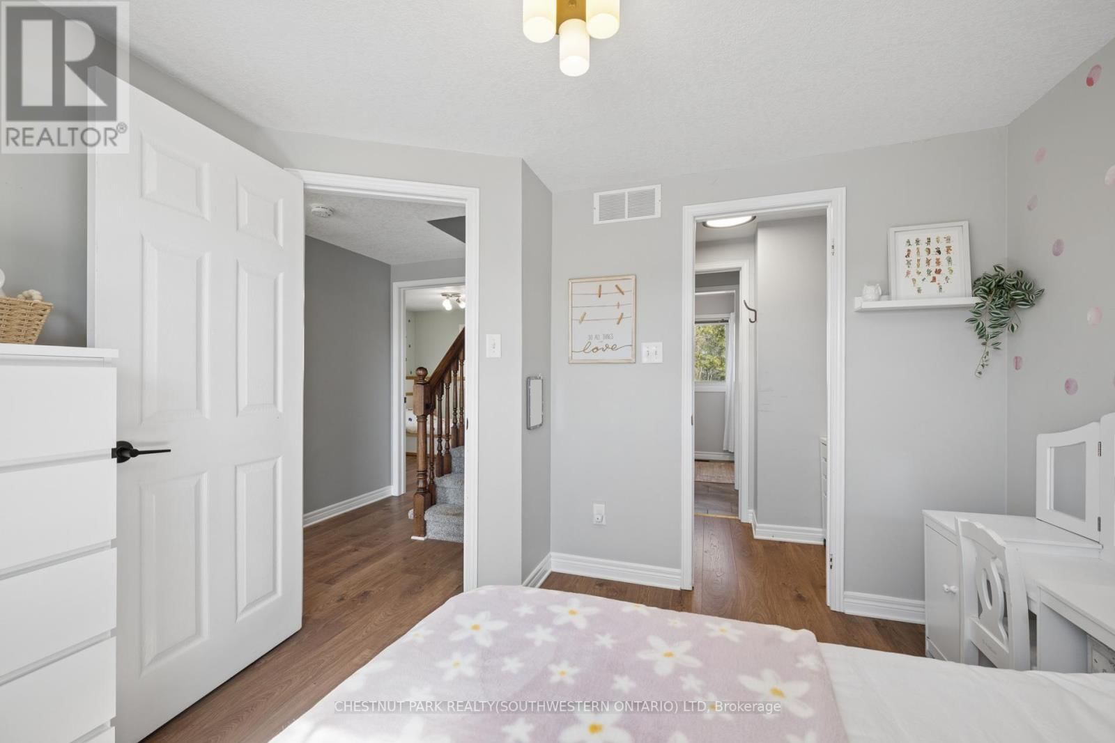 72 COPPER LEAF STREET Image 28