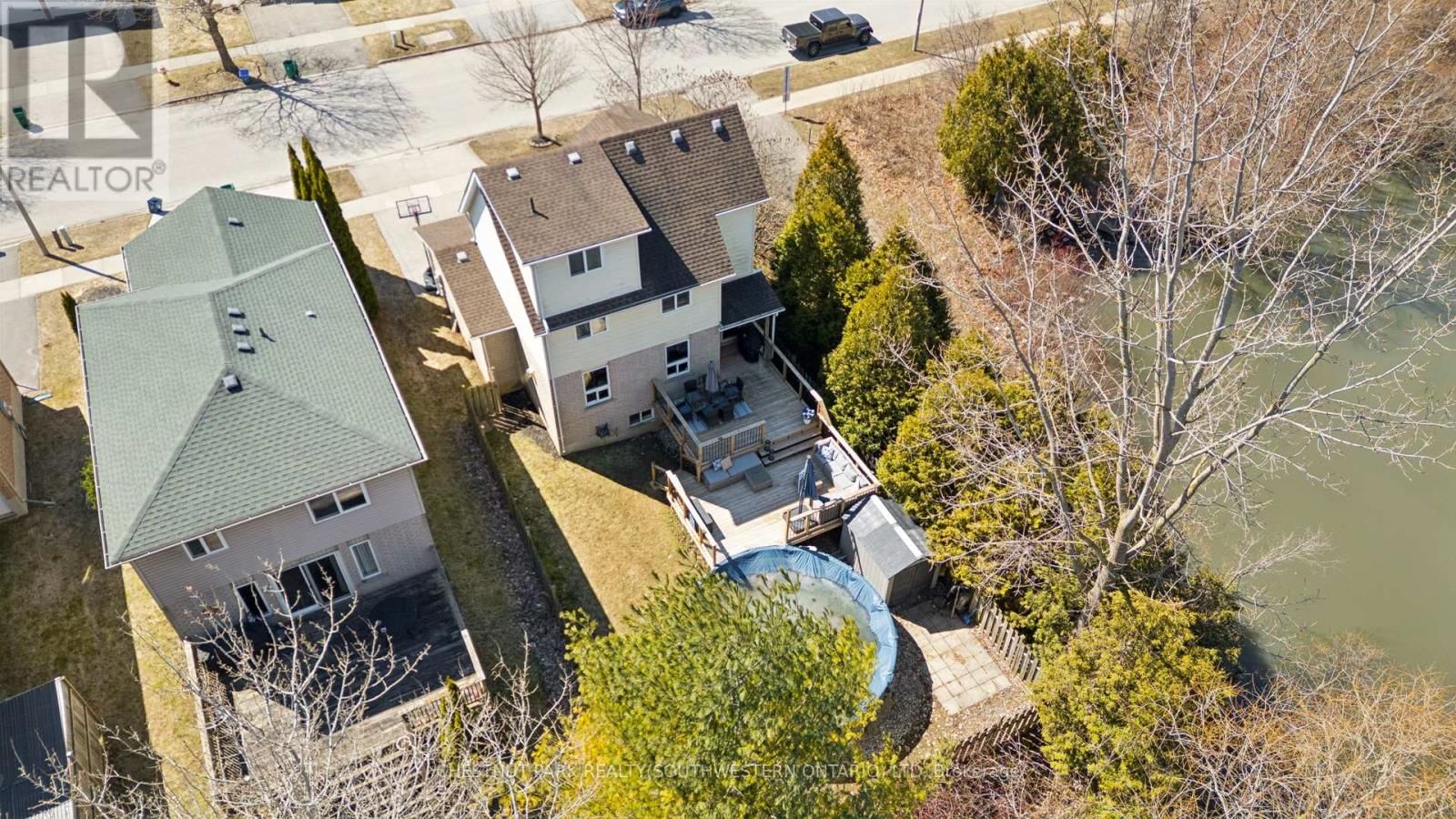 72 COPPER LEAF STREET Image 46