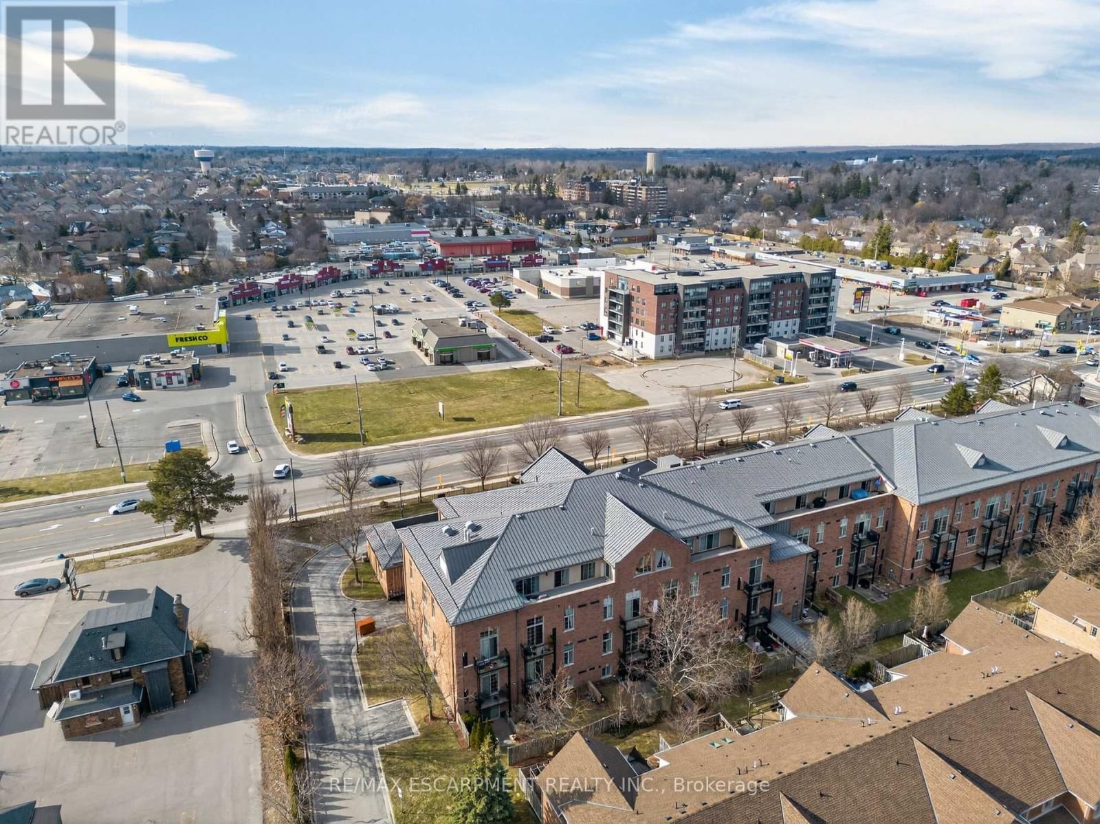 320 - 262 DUNDAS STREET EAST Image 40