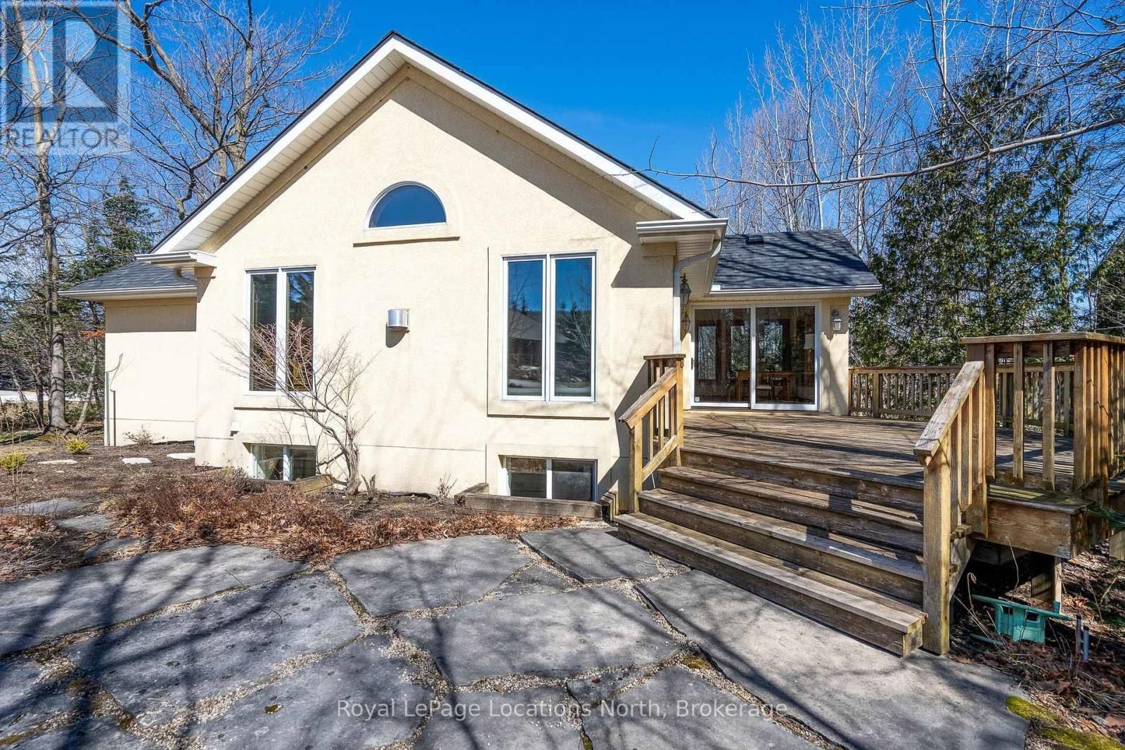 130 CORTINA CRESCENT Image 10