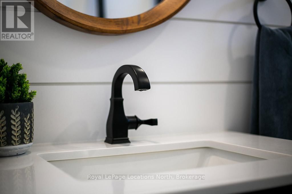 135 ORCHARD DRIVE Image 21