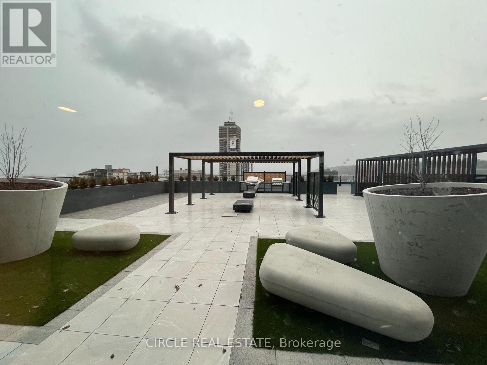 2414 - 75 JAMES STREET SOUTH Image 19