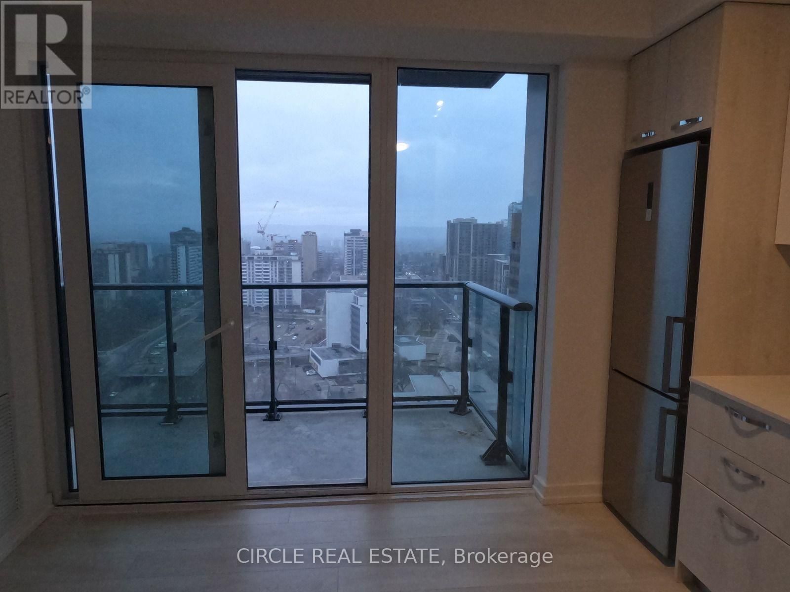 2414 - 75 JAMES STREET SOUTH Image 8