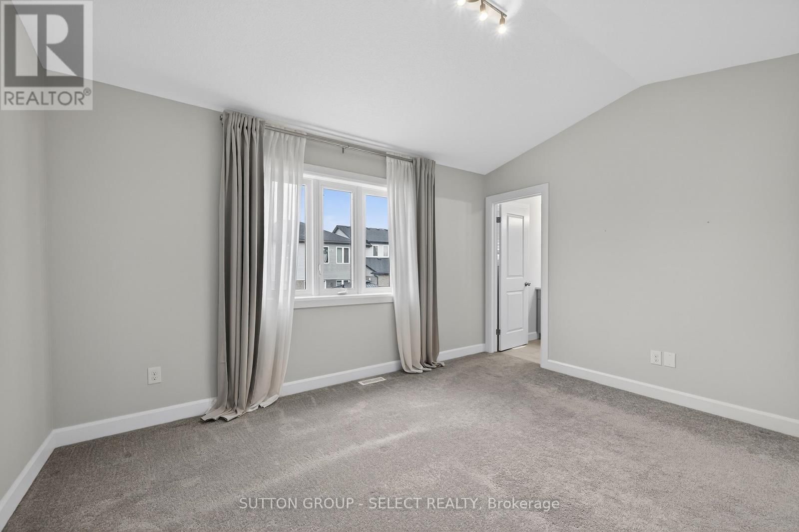 29 - 600 GUINESS WAY Image 15