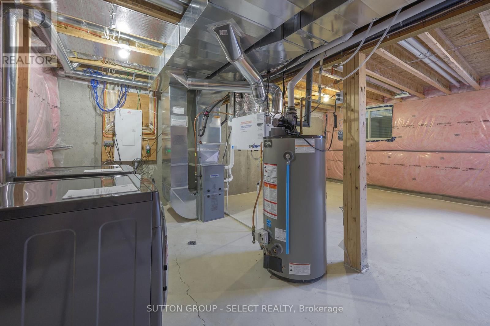 29 - 600 GUINESS WAY Image 30