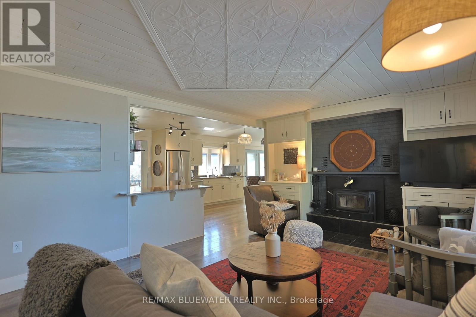 5333 BROADVIEW AVENUE Image 14