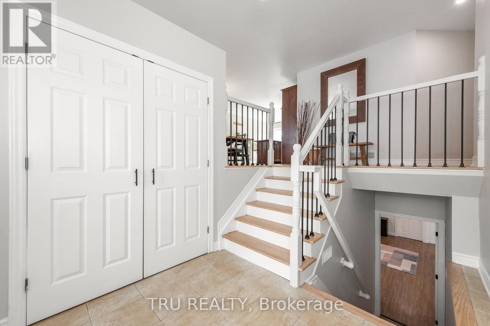 52 SOUTH INDIAN DRIVE Image 4