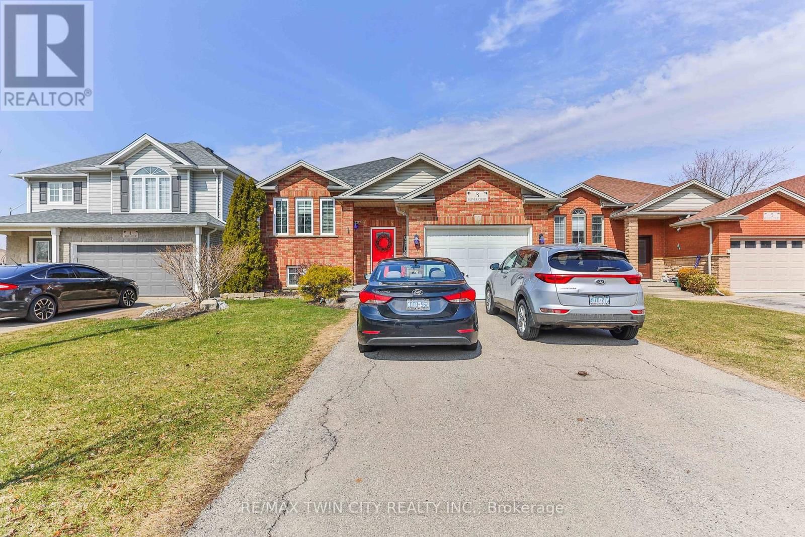 3 OLIVER COURT Image 4