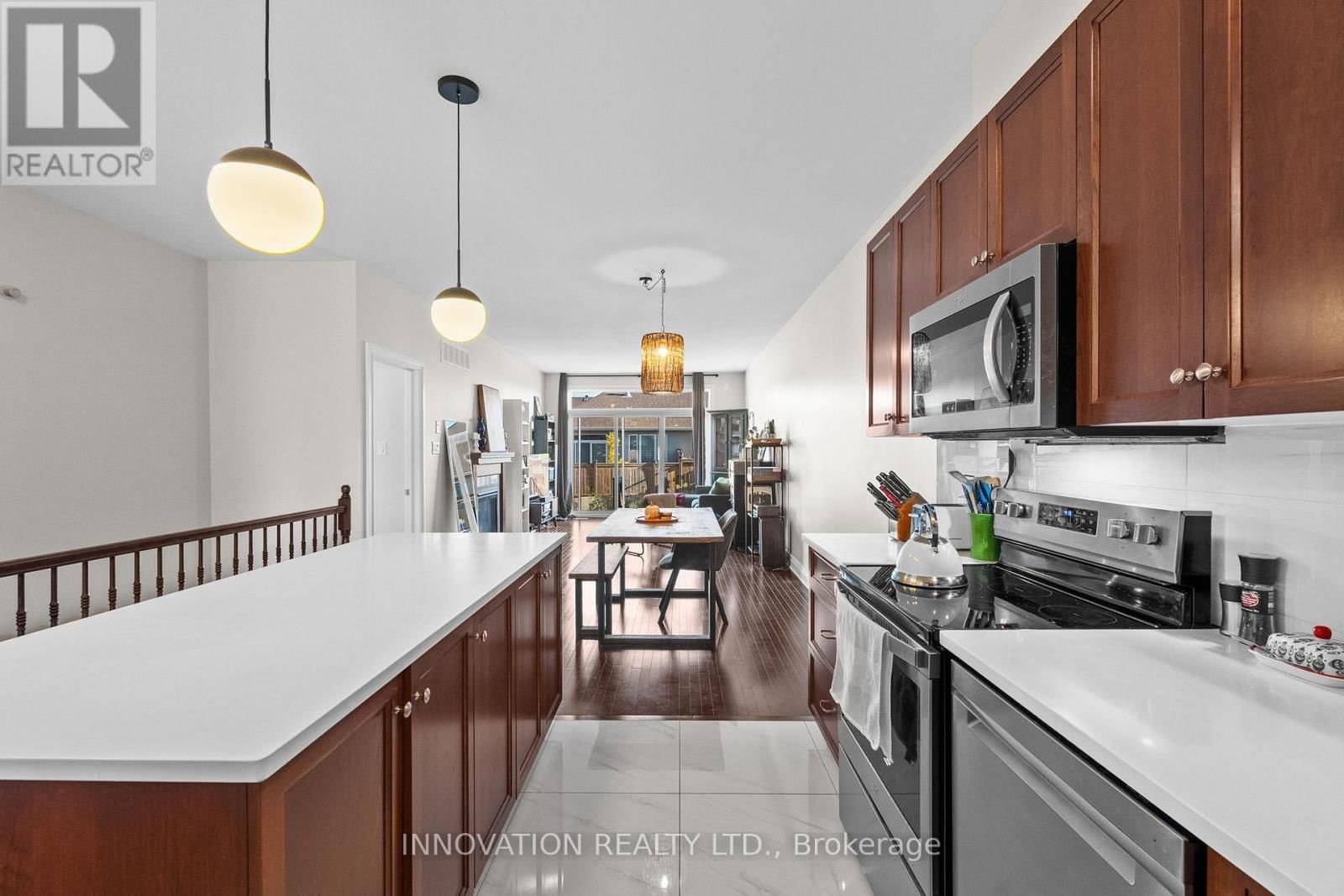 6 BORLAND DRIVE Image 14