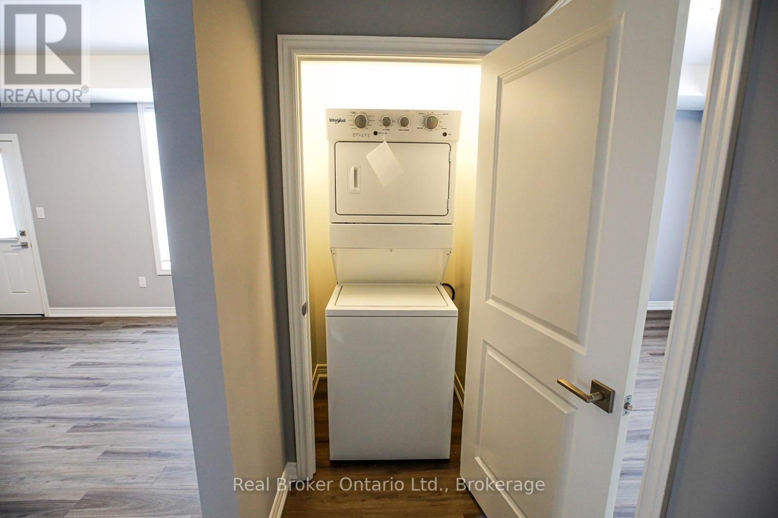 40 PIETZ AVENUE Image 16