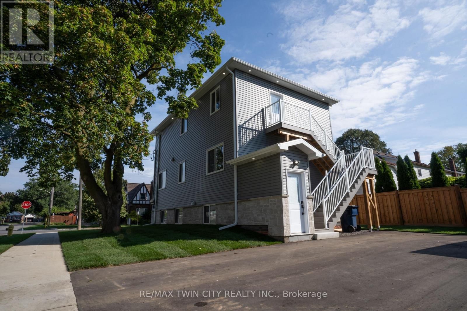 3 - 309 NELSON STREET Image 16