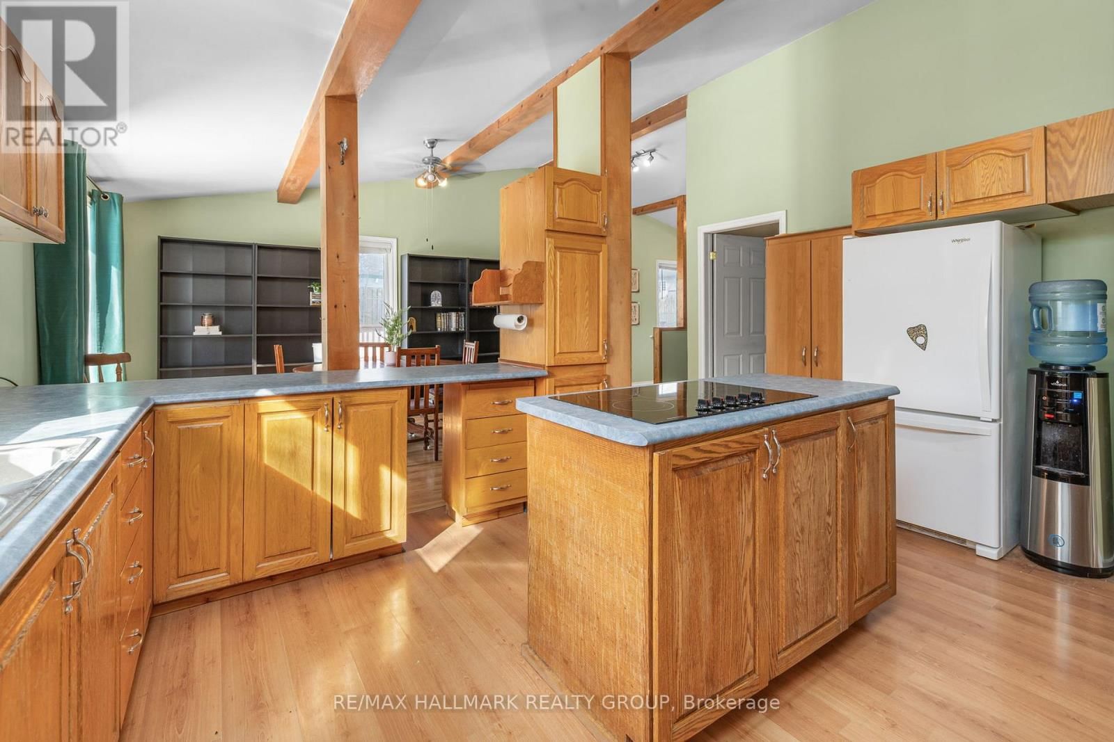 135 WOODS ROAD Image 16