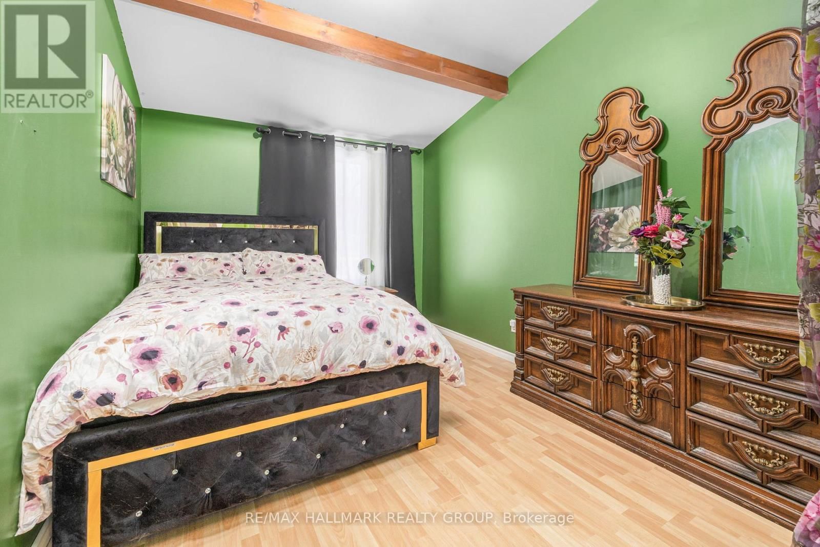 135 WOODS ROAD Image 21