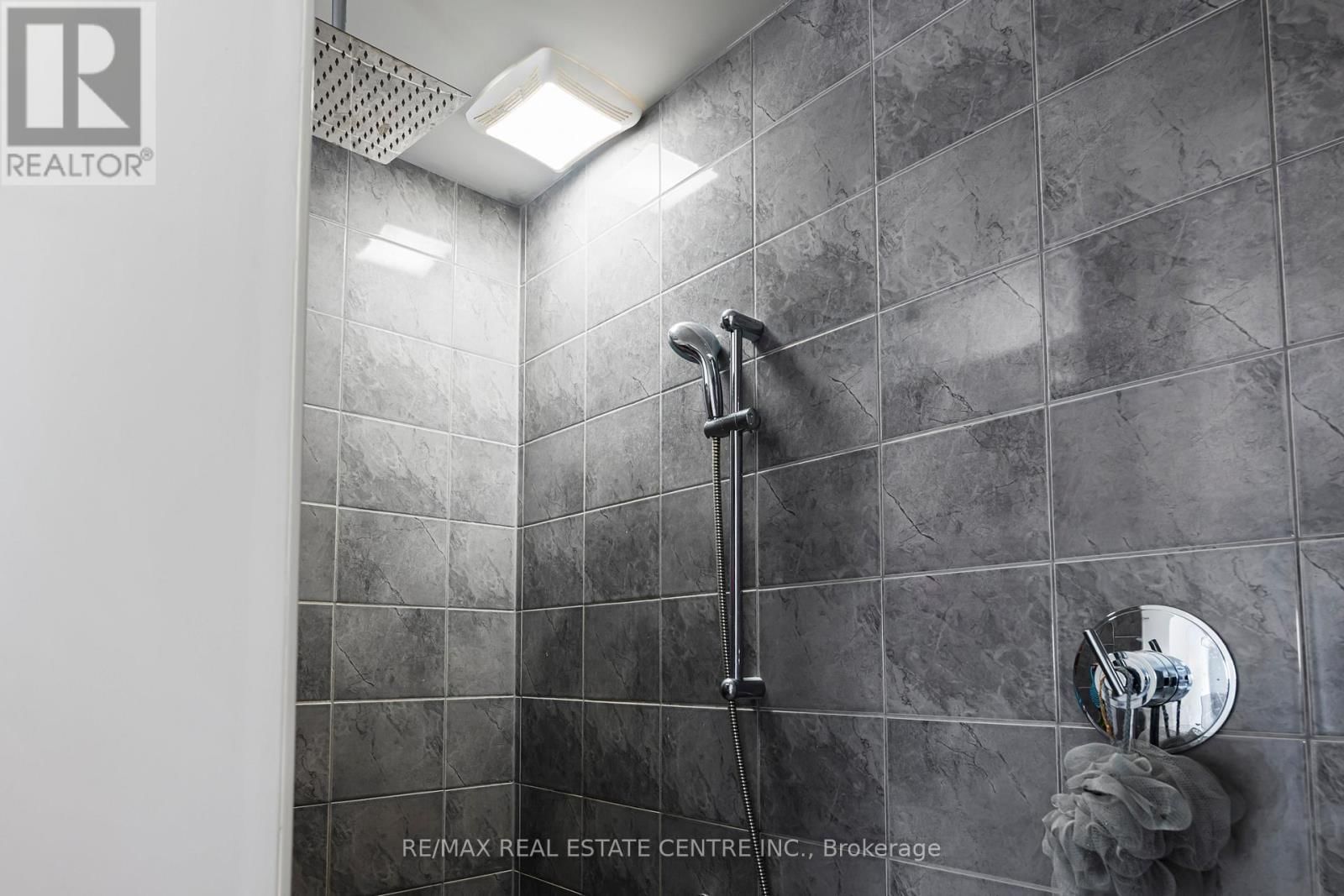 123 TAYLOR DRIVE Image 38