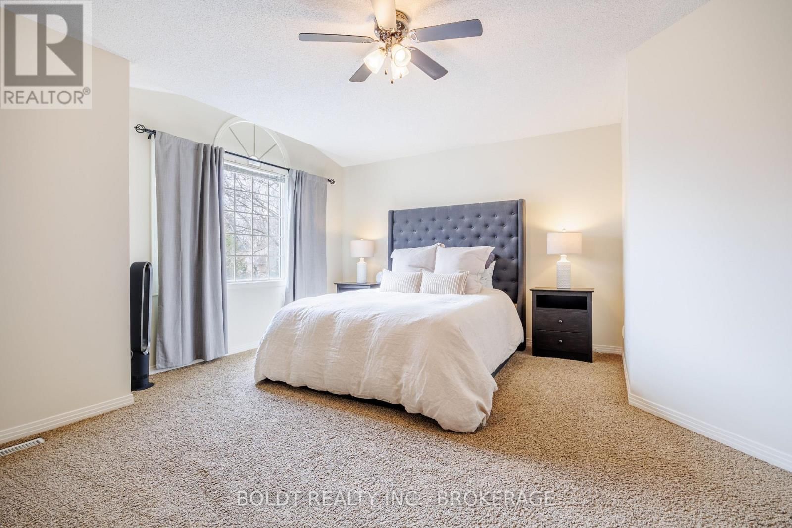 11 - 155 KILLARNEY ROAD Image 11