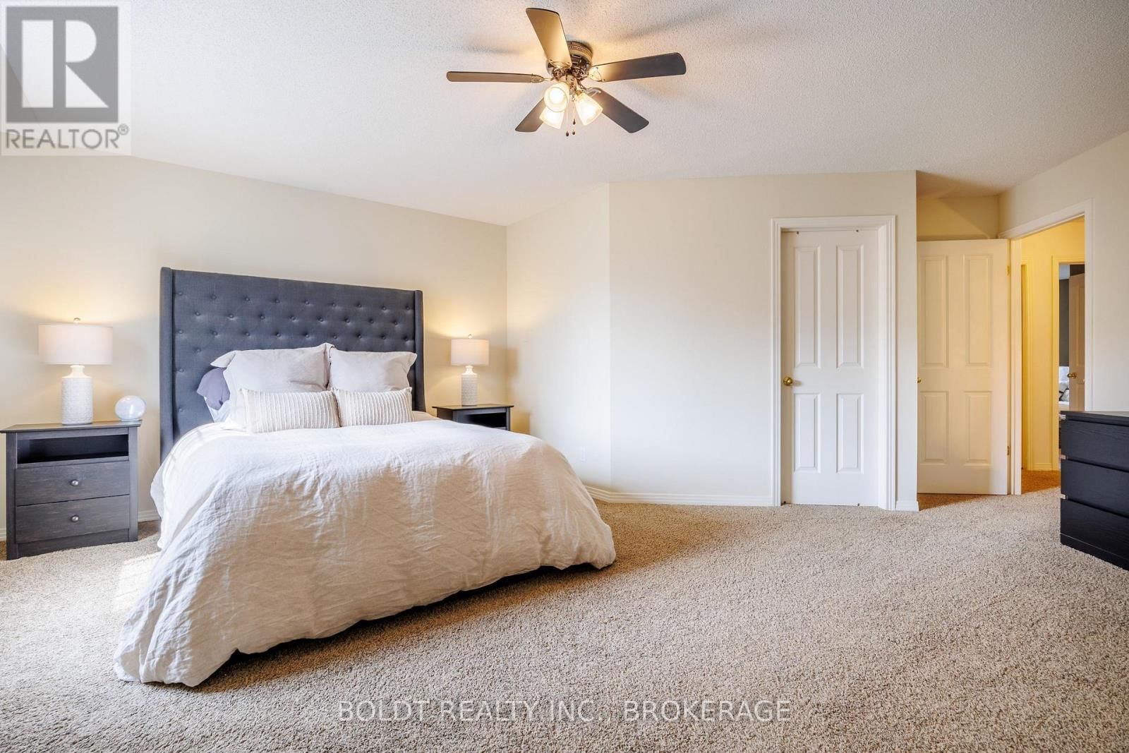 11 - 155 KILLARNEY ROAD Image 13