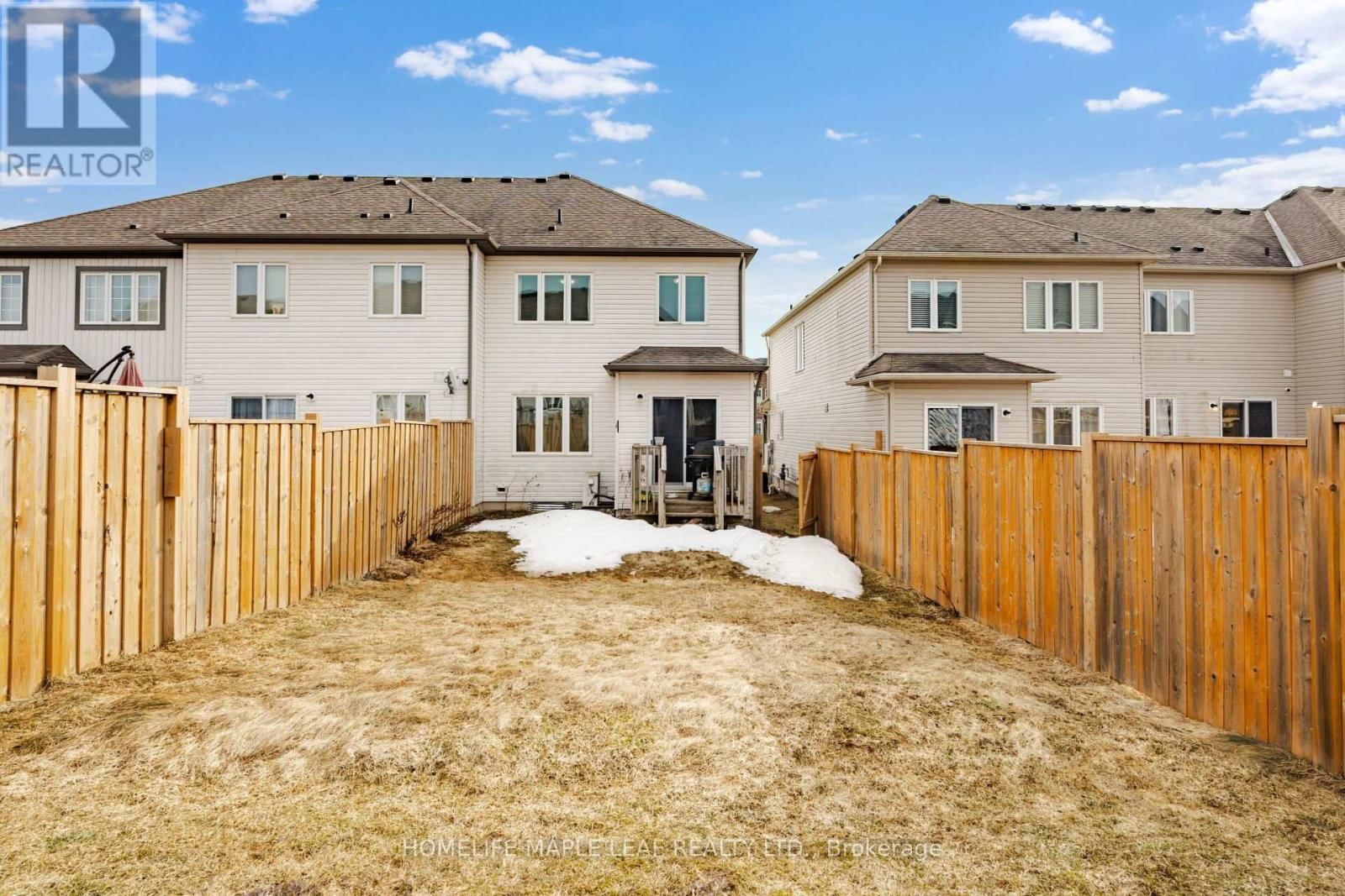 756 COOK CRESCENT Image 46