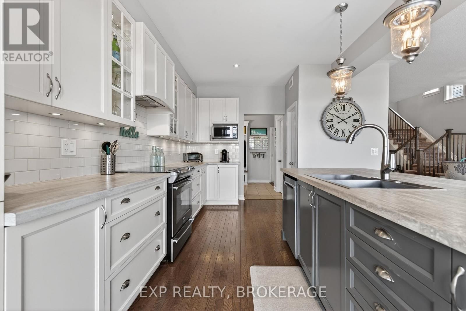 1140 ESCALA CRESCENT Image 15