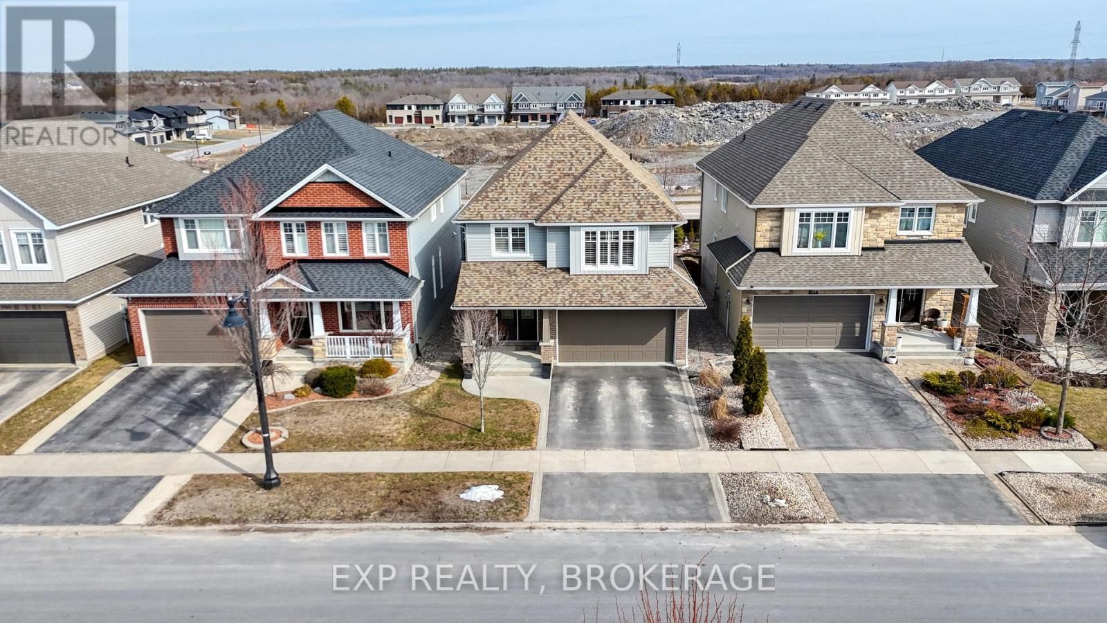 1140 ESCALA CRESCENT Image 44