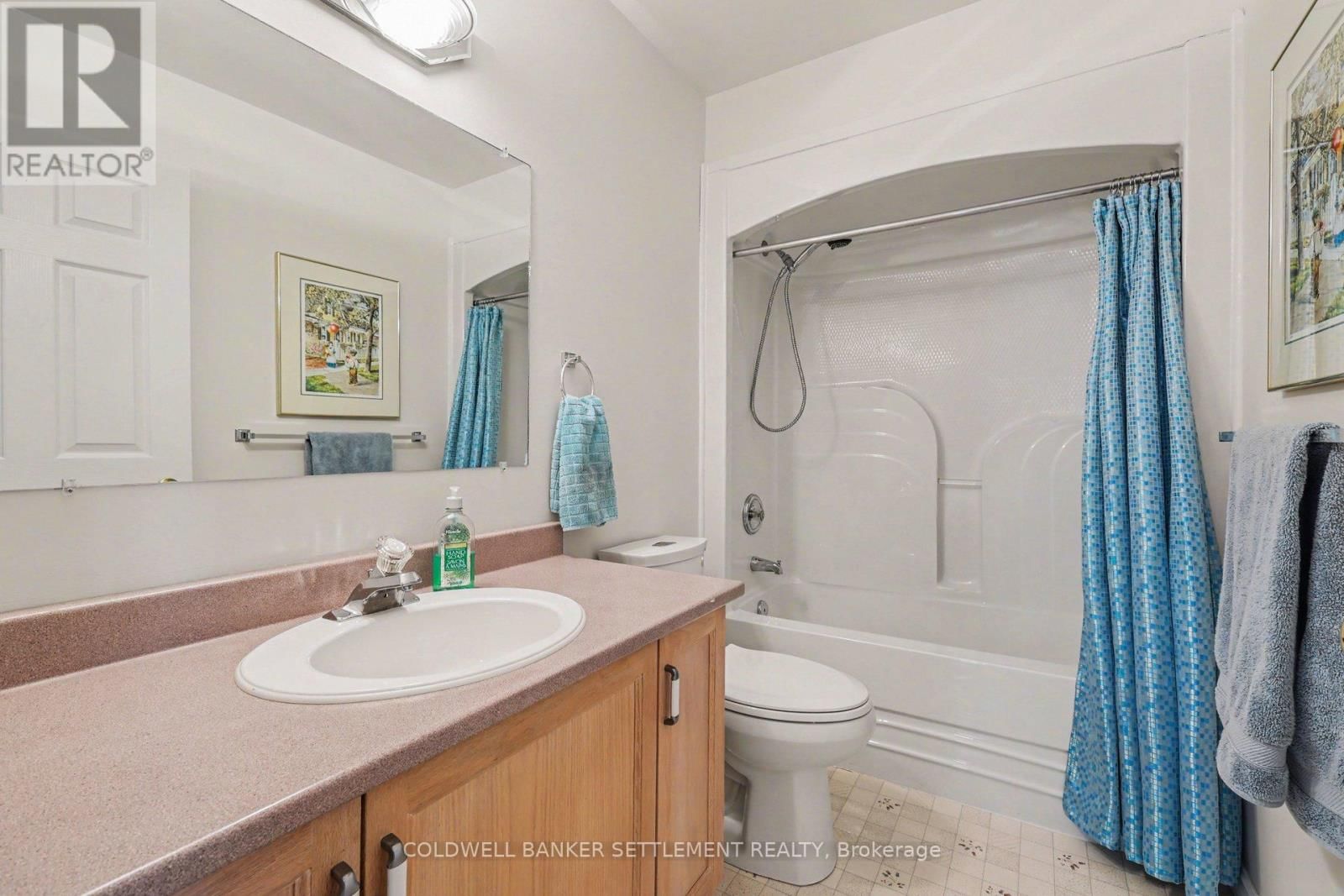 153 MCLAREN DRIVE Image 22