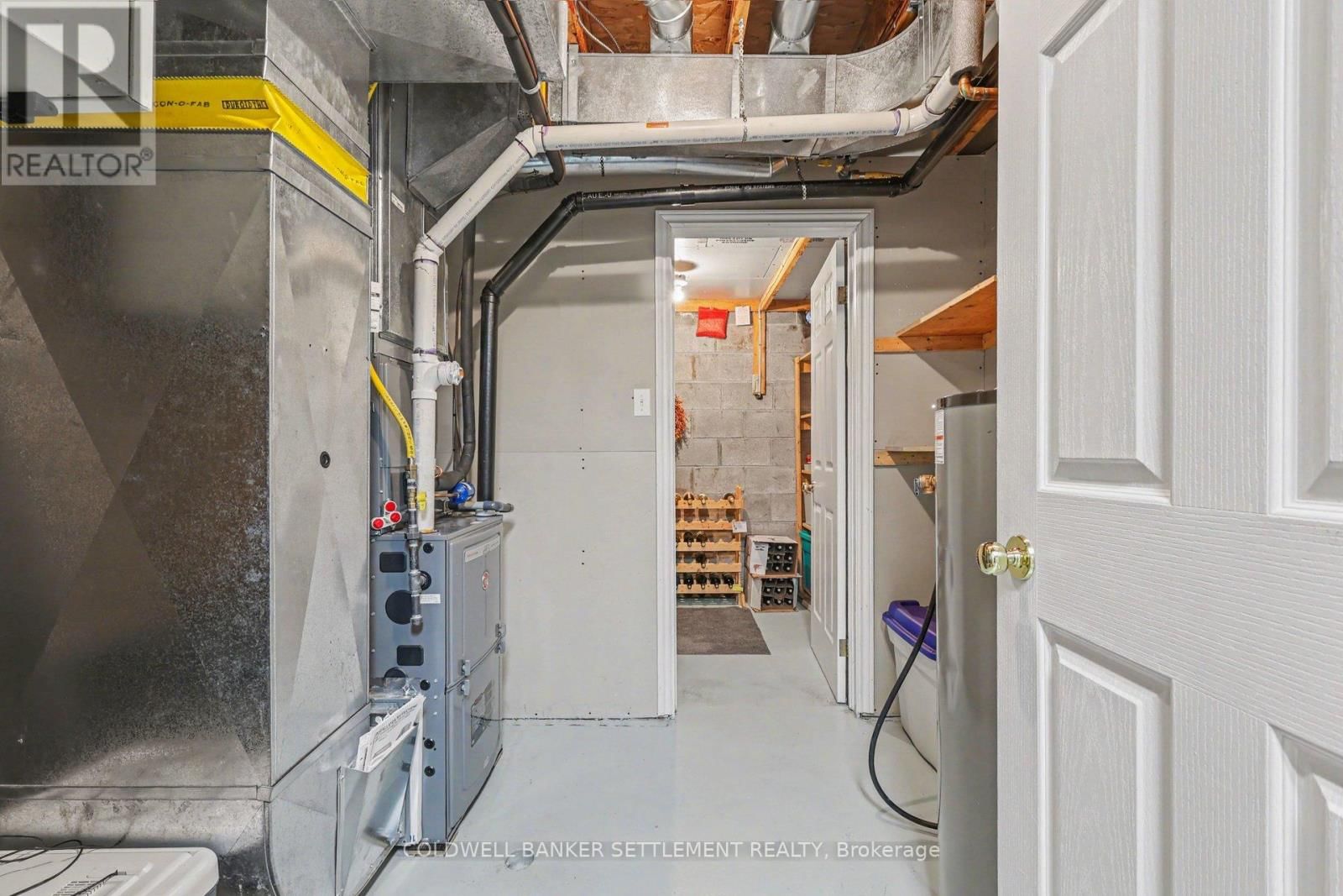 153 MCLAREN DRIVE Image 34