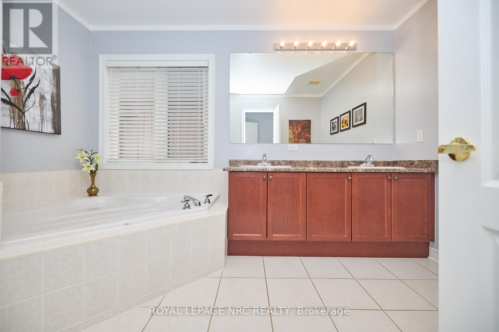 4 ALEX GRANT PLACE Image 18