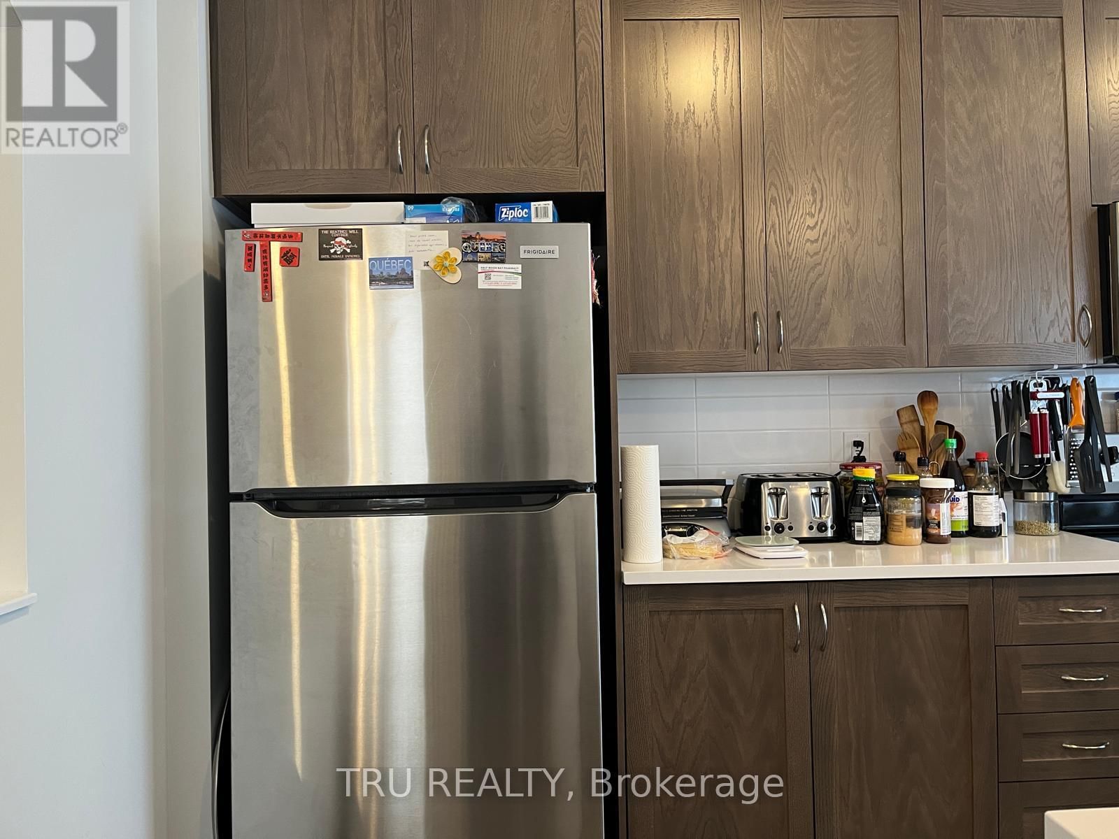 919 ATHENRY COURT Image 9