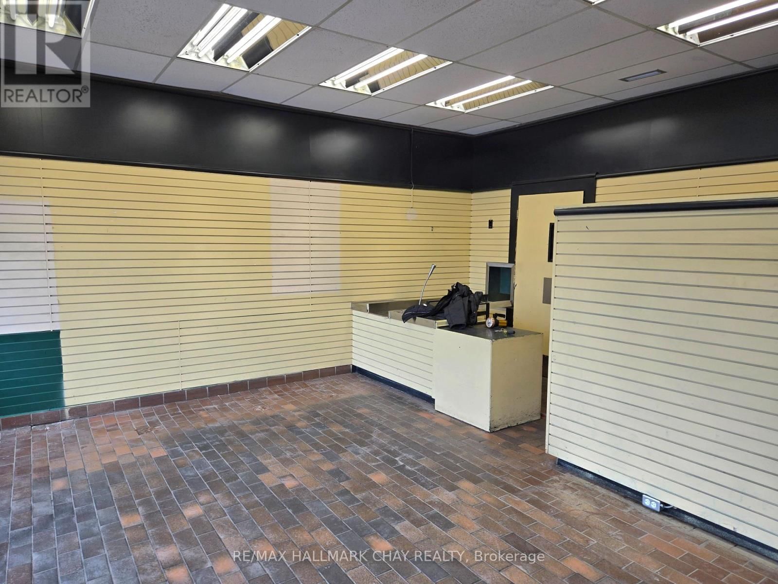 142 St. DAVID STREET NORTH Image 6