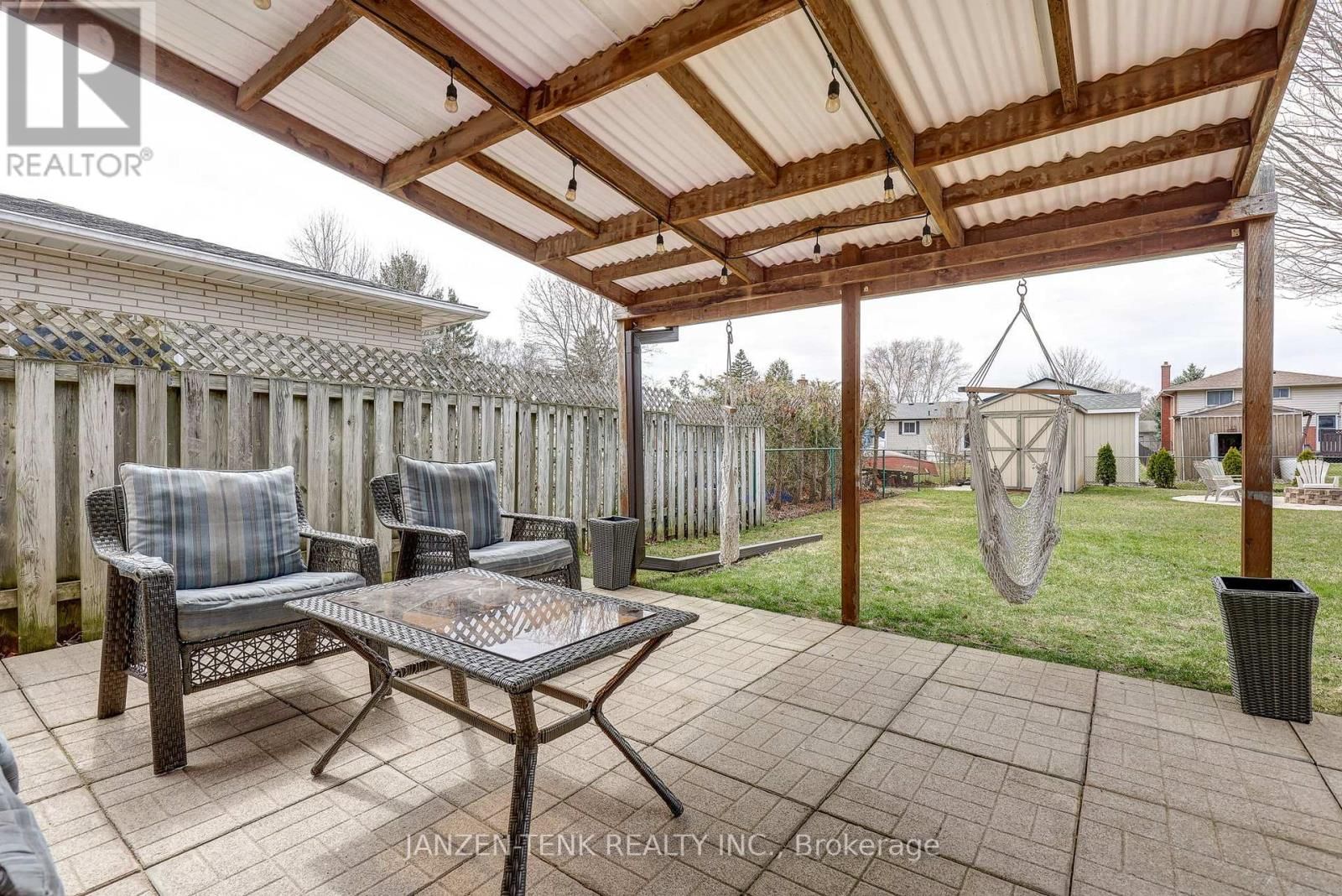 24 CENTENNIAL AVENUE Image 6