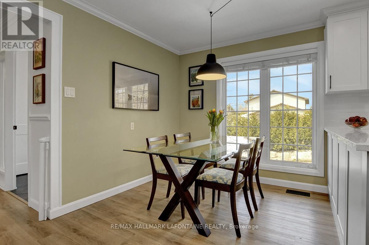 1255 LAURIER STREET Image 11