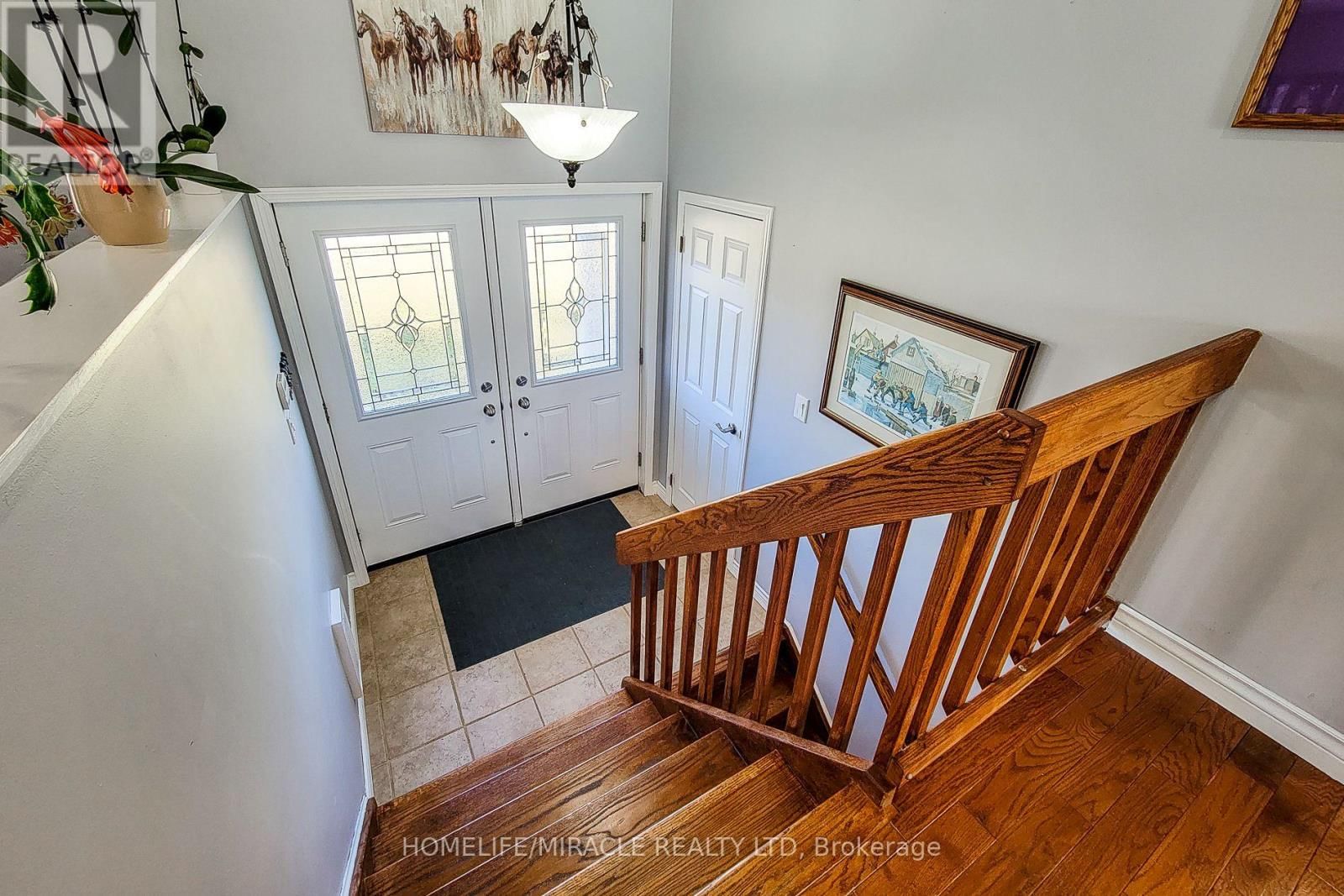 8442 SILVER STREET Image 22