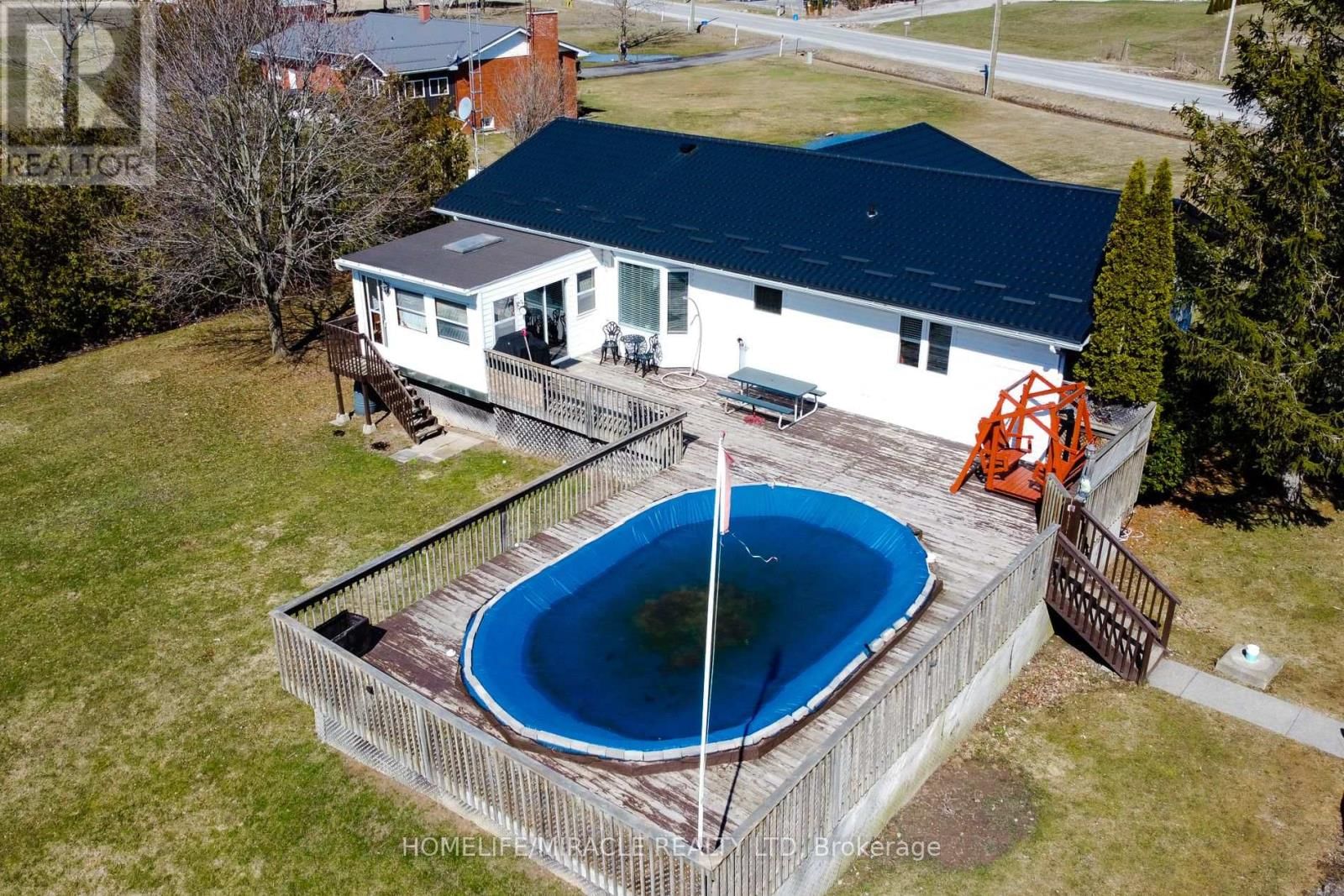 8442 SILVER STREET Image 9