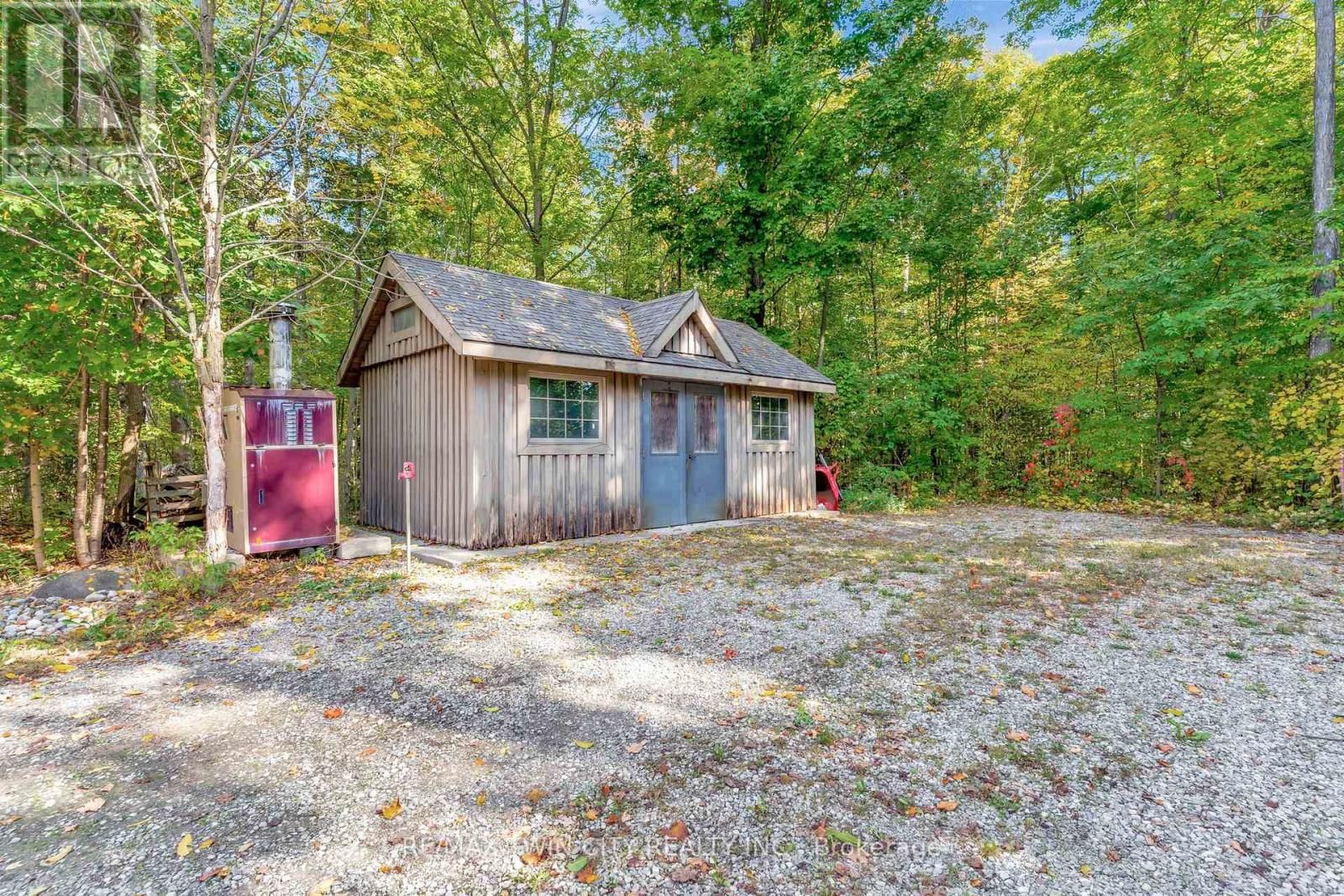 3667 OLD BEVERLY ROAD Image 46