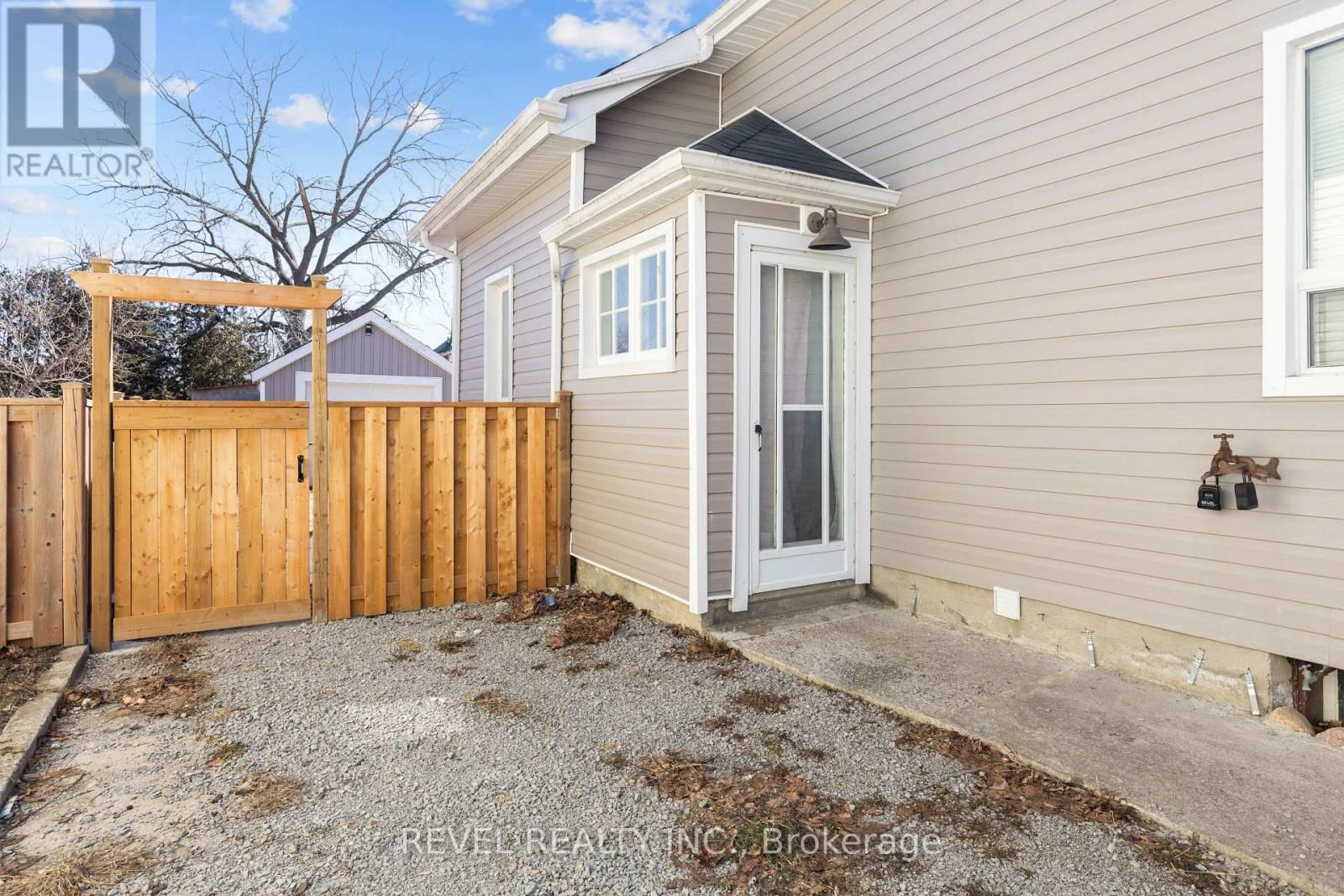 78 WILLIAM STREET SOUTH Image 25