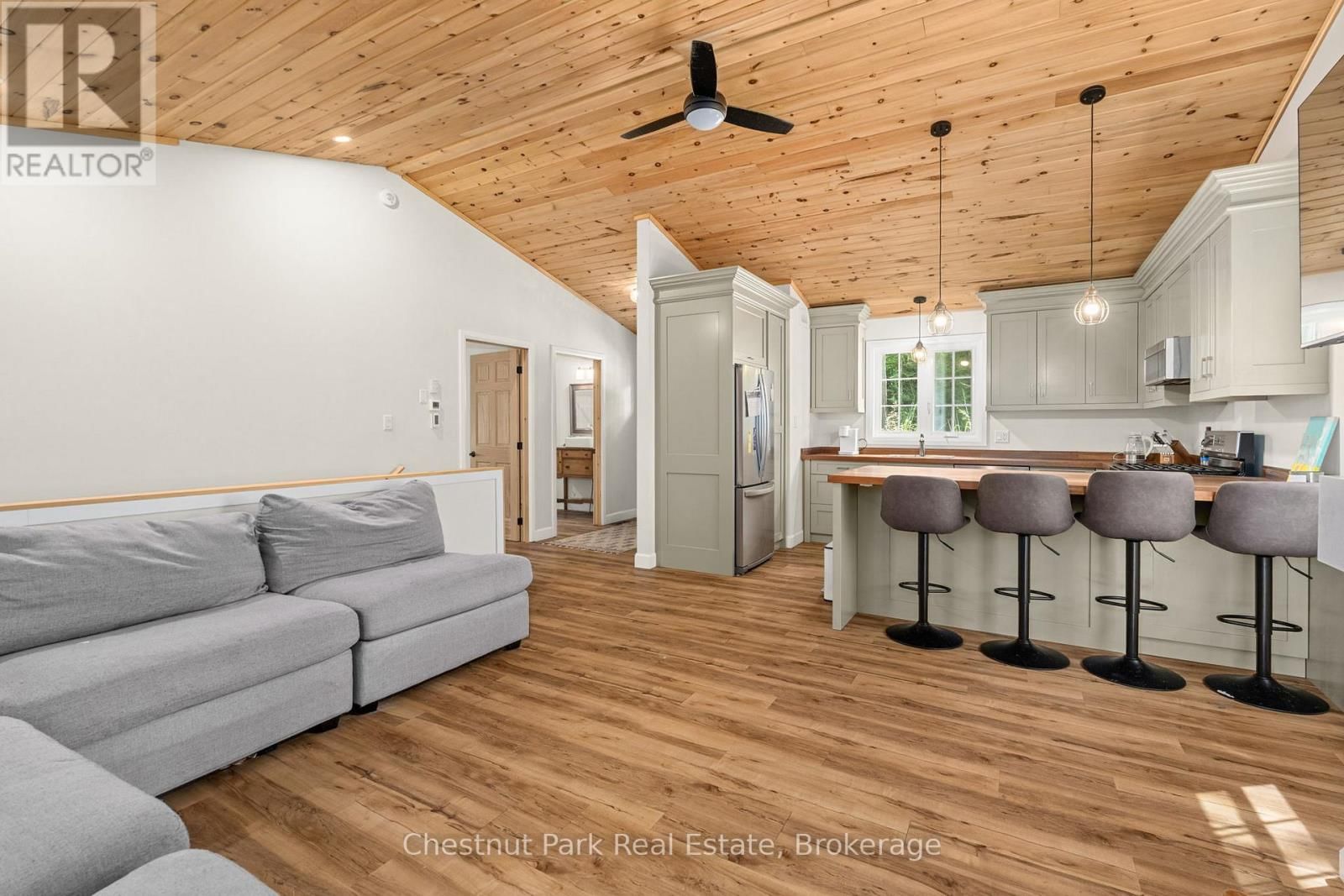 2698 OLD MUSKOKA ROAD Image 42