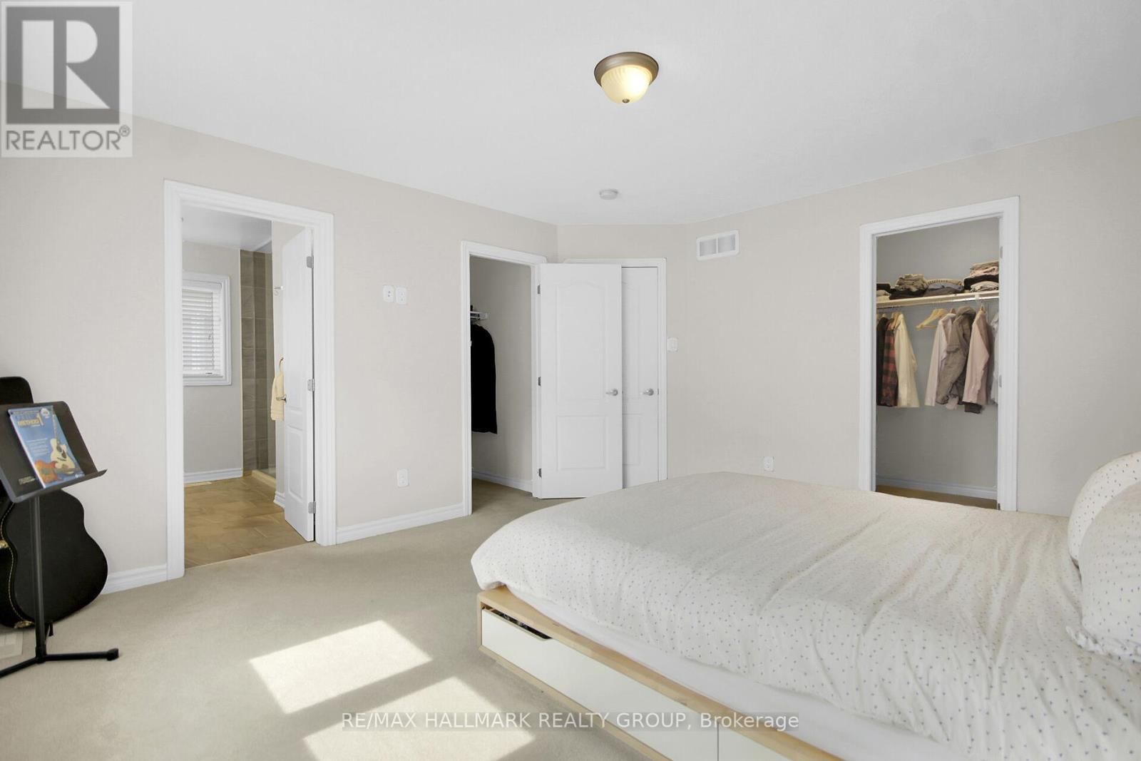 225 RIVERTREE STREET Image 14