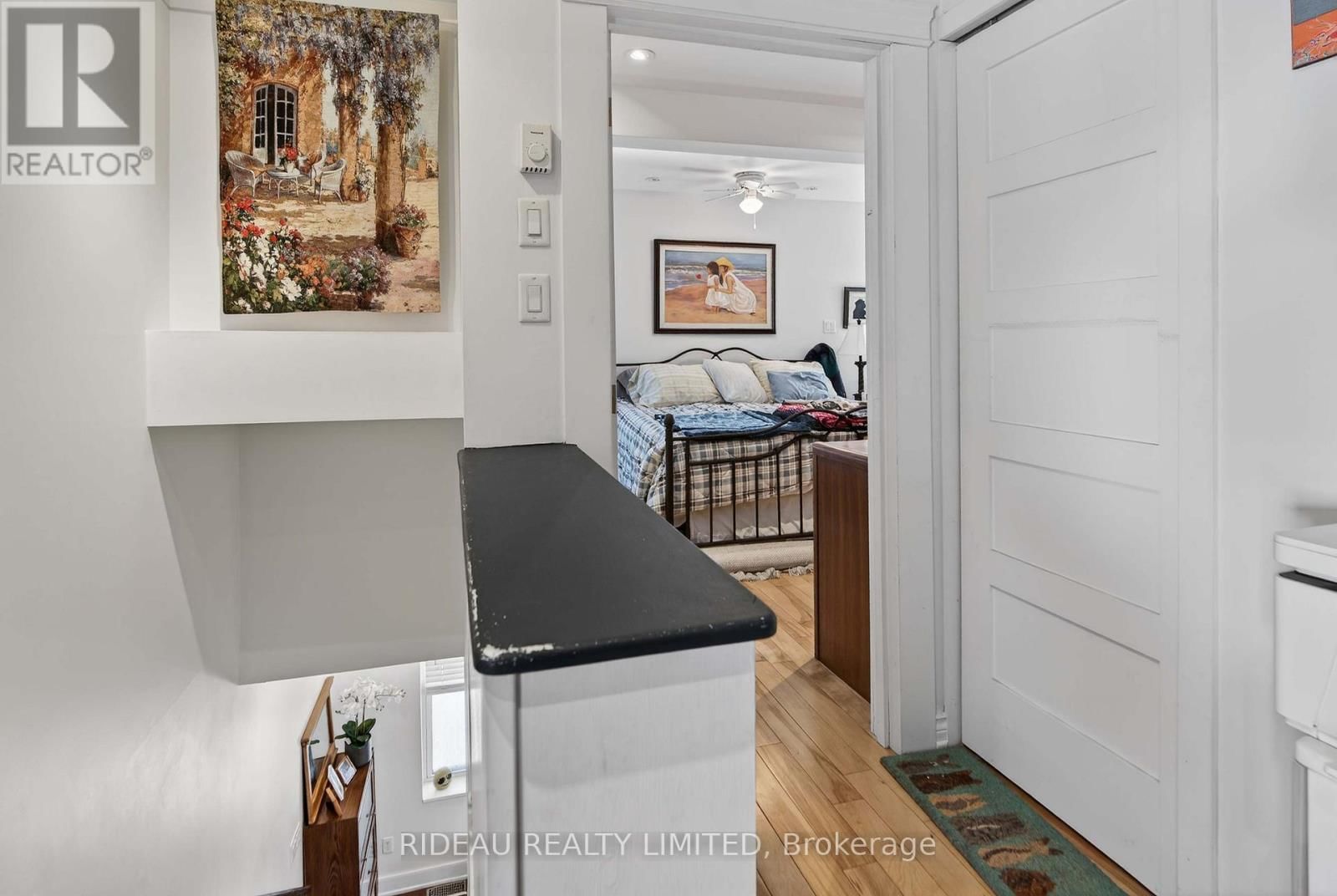 22 PERTH STREET Image 12