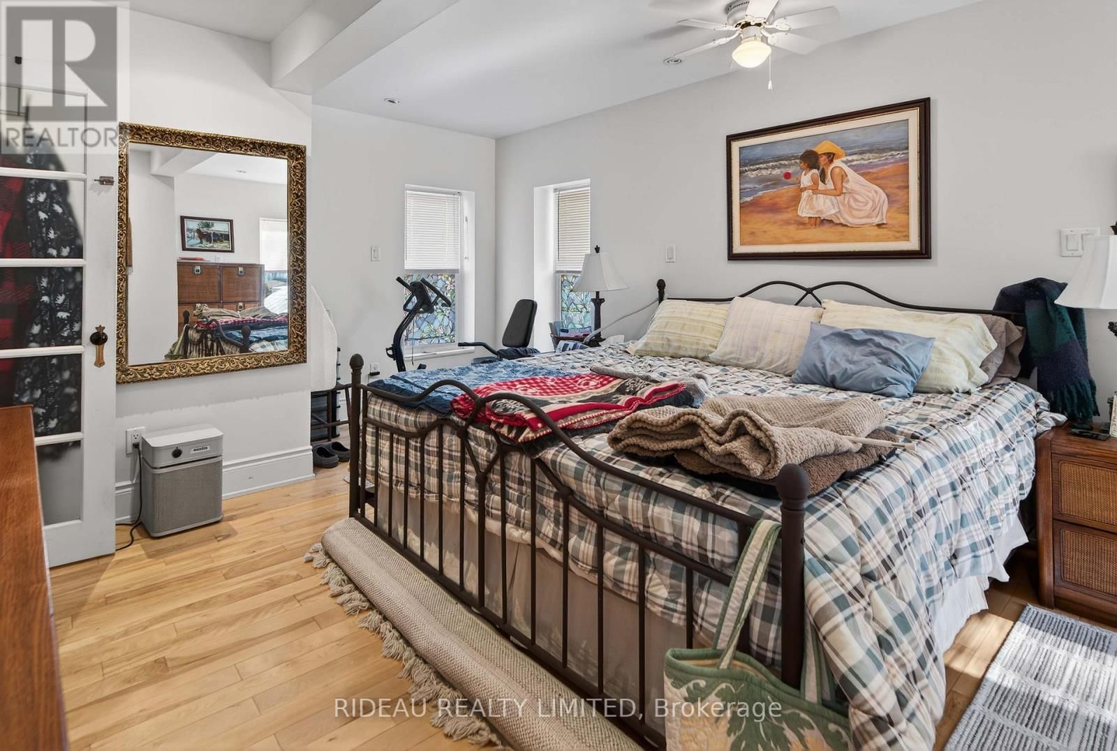 22 PERTH STREET Image 15