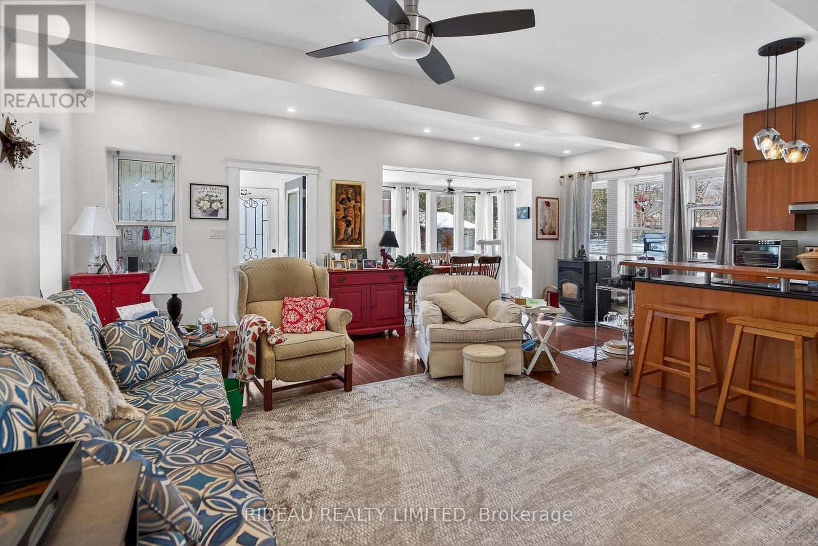 22 PERTH STREET Image 3