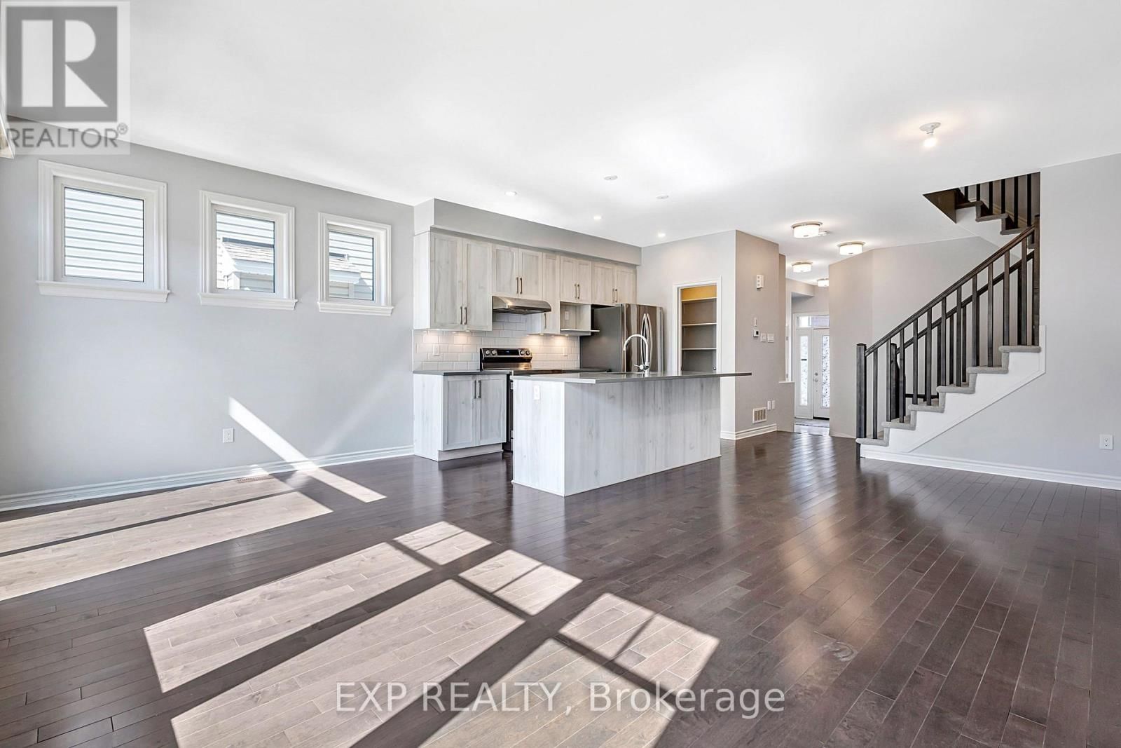 618 TALIESIN CRESCENT Image 12