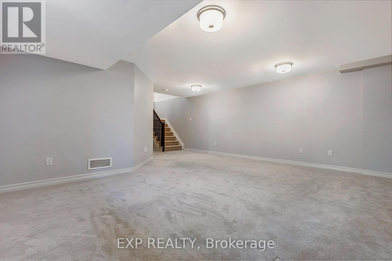 618 TALIESIN CRESCENT Image 16