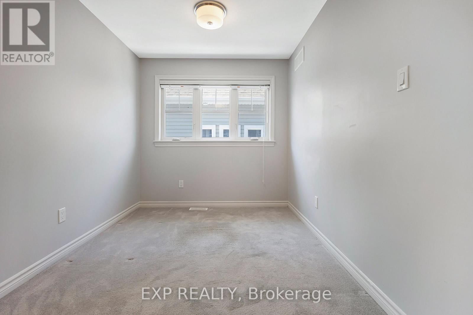 618 TALIESIN CRESCENT Image 27