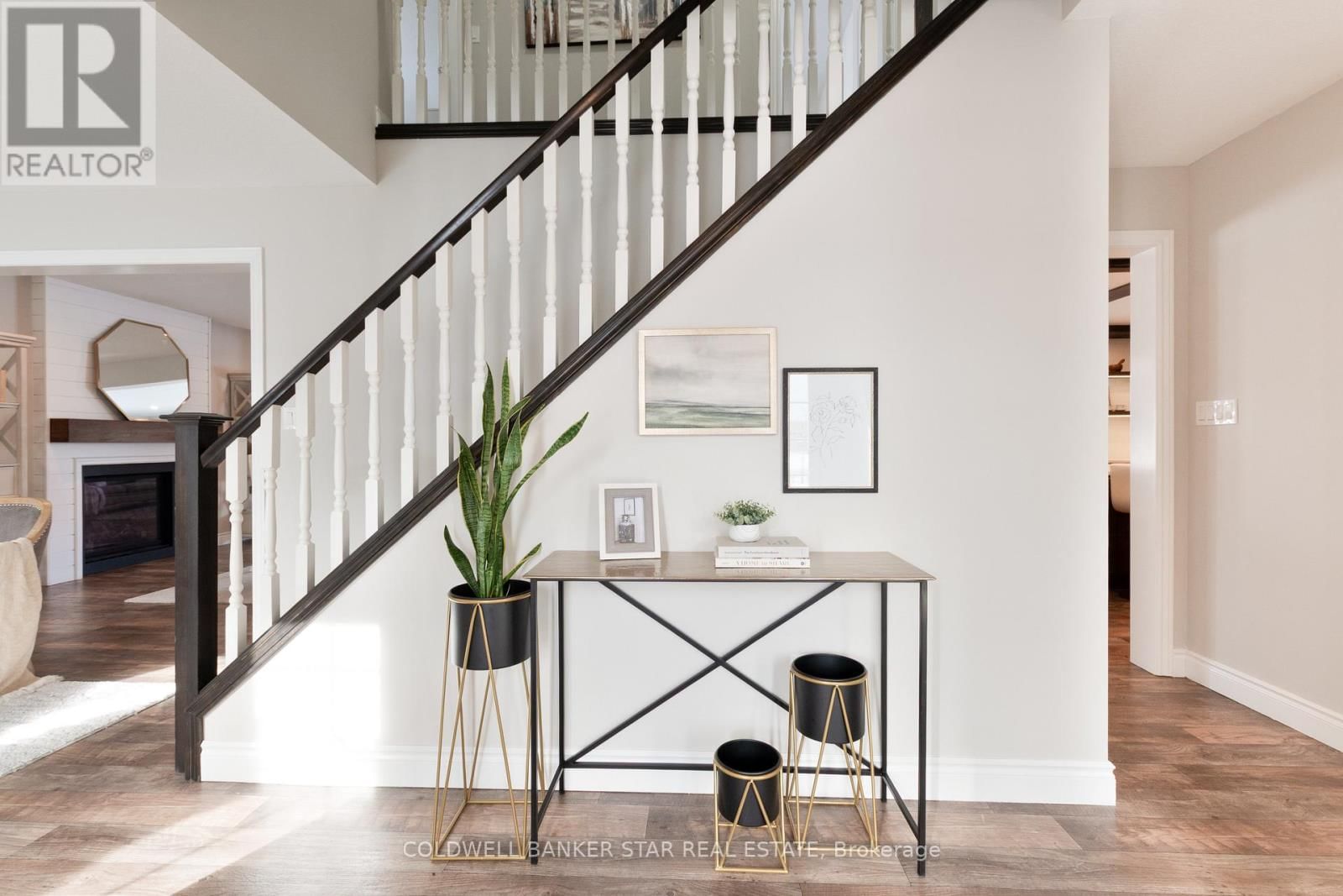 5229 WALES CRESCENT Image 5