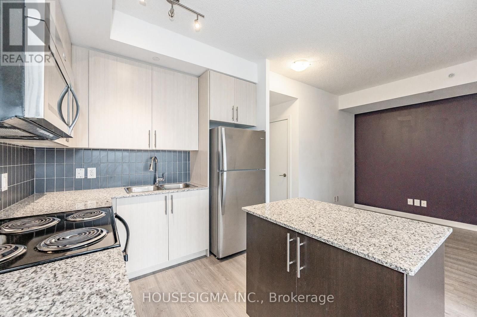 412 - 85 DUKE STREET WEST Image 15