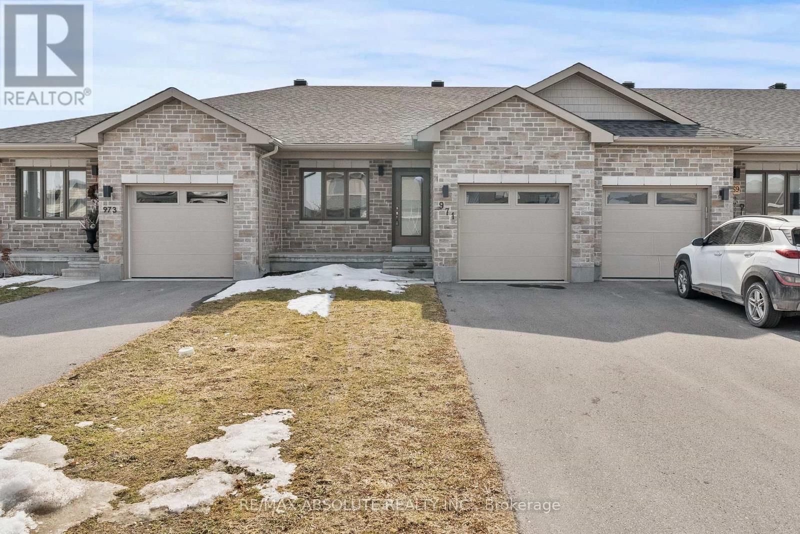 971 LEISHMAN DRIVE Image 1