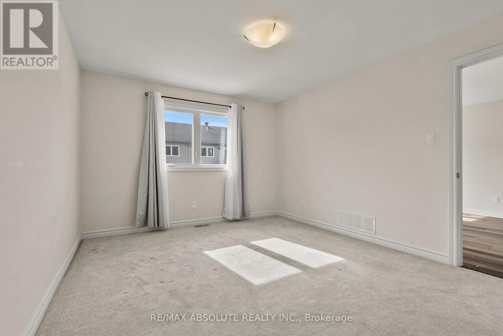 971 LEISHMAN DRIVE Image 23