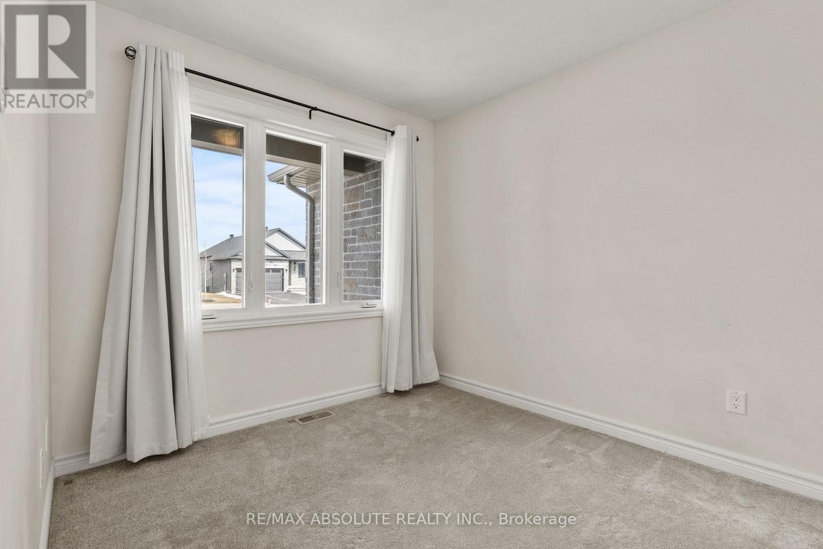 971 LEISHMAN DRIVE Image 27