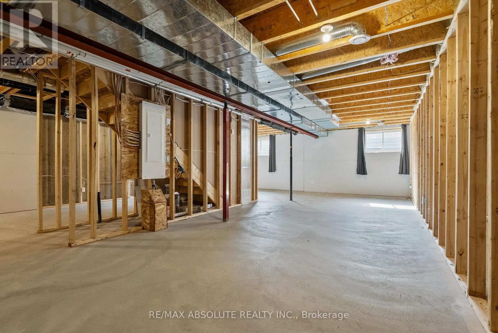 971 LEISHMAN DRIVE Image 37