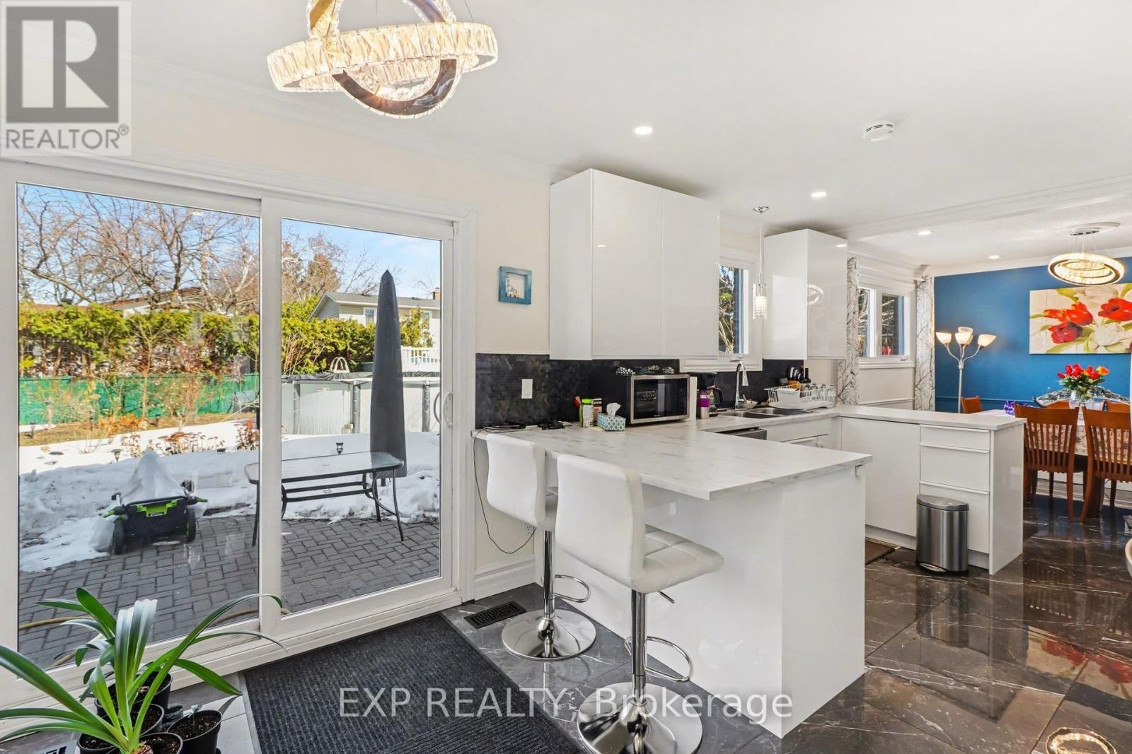 2332 OGILVIE ROAD Image 11