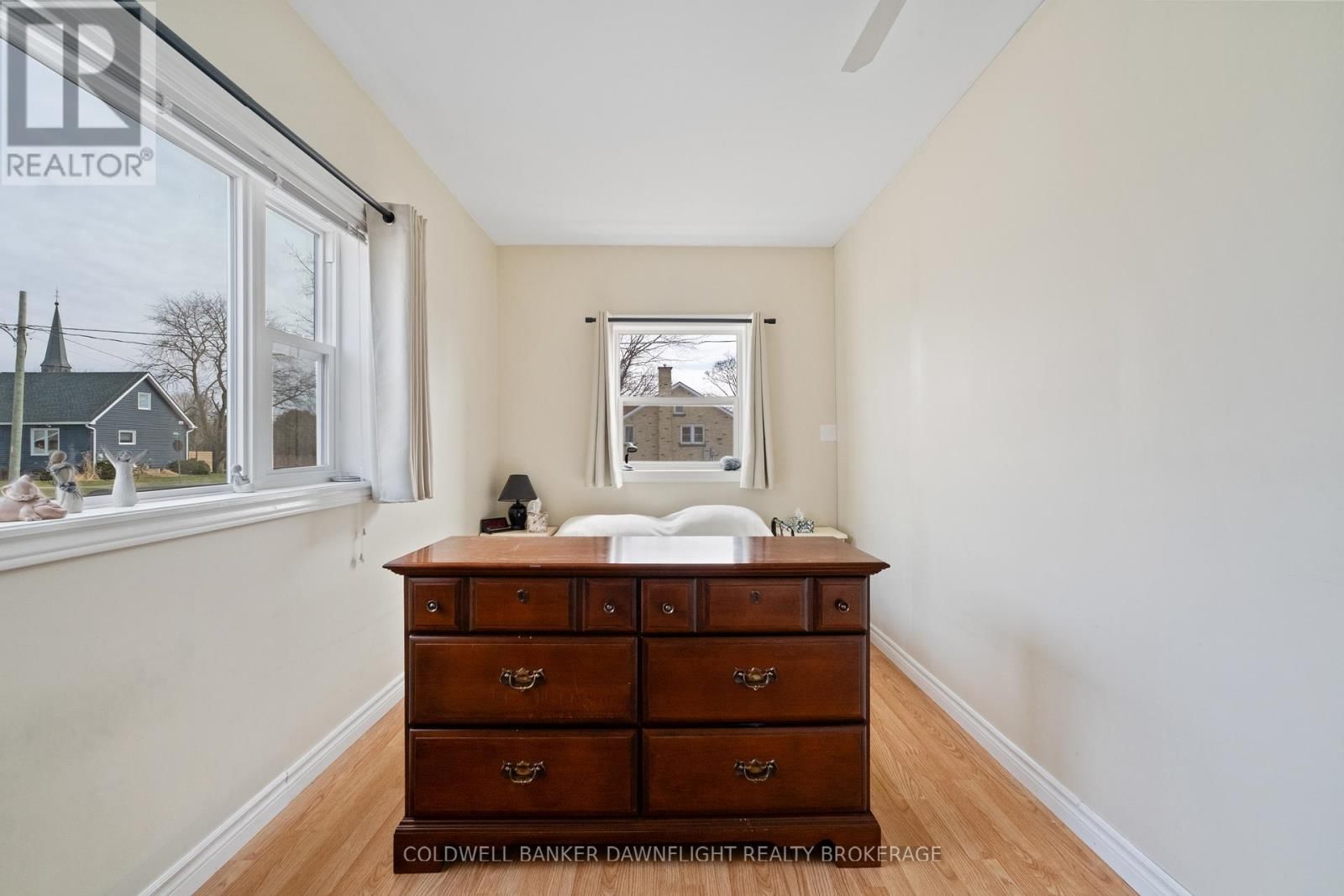 18 BISMARK STREET Image 11